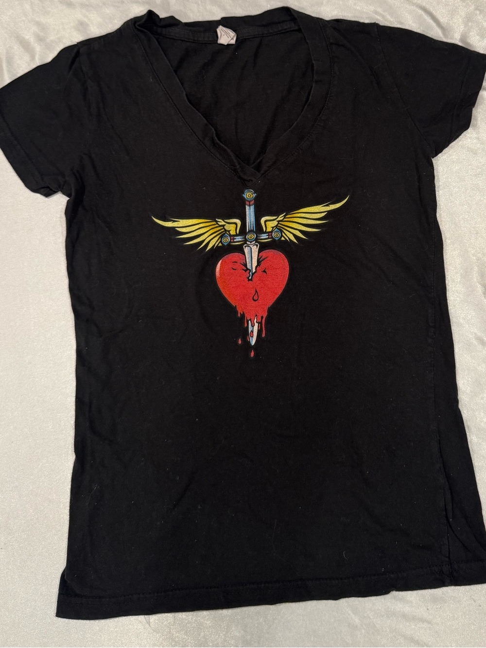 Bon Jovi 2010-2011 Tour Heart Dagger V Neck T Shirt Women’s S